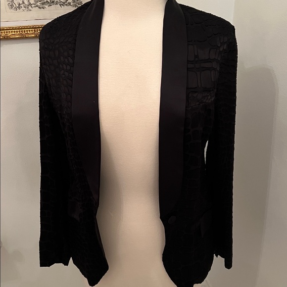 Haute Hippie Jackets & Blazers - Vintage Haute Hippie Black Crocodile Pattern Silk Blend Blazer
